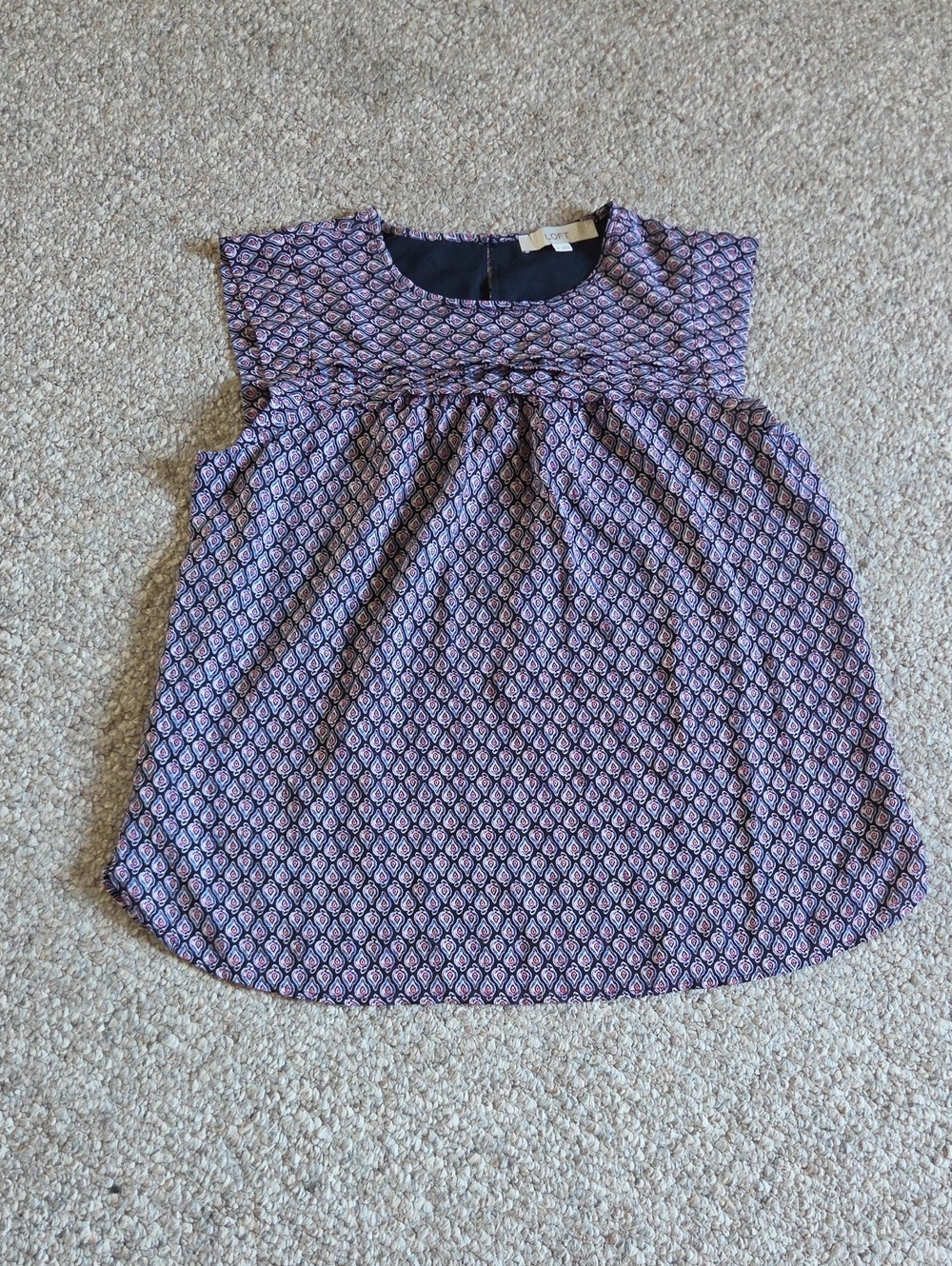 LOFT Navy and Red Patterned Cap Sleeve Top